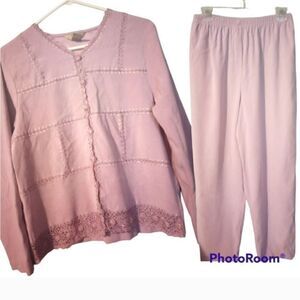 Lavender pant suit lace trim and outside lace stitching